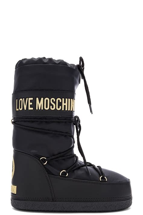 moschino snow boots